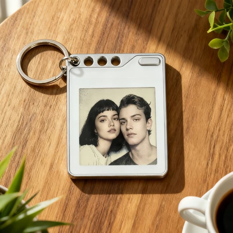 Position tracking E-ink screen label